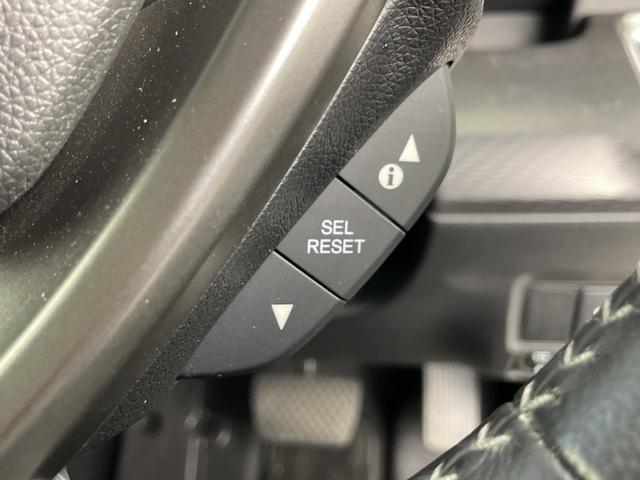 ステップワゴンスパーダ スパーダハイブリッド　Ｇ　ホンダセンシング　フリップダウンモニター　純正ナビ　バックカメラ　前後ドライブレコーダー　ビルトインＥＴＣ　両側パワースライドドア　衝突被害軽減ブレーキ　レーダークルーズコントロール　車線逸脱警報　純正アルミホイール（14枚目）