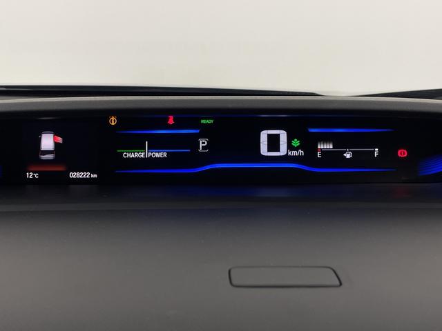 ステップワゴンスパーダ スパーダハイブリッド　Ｇ　ホンダセンシング　フリップダウンモニター　純正ナビ　バックカメラ　前後ドライブレコーダー　ビルトインＥＴＣ　両側パワースライドドア　衝突被害軽減ブレーキ　レーダークルーズコントロール　車線逸脱警報　純正アルミホイール（15枚目）