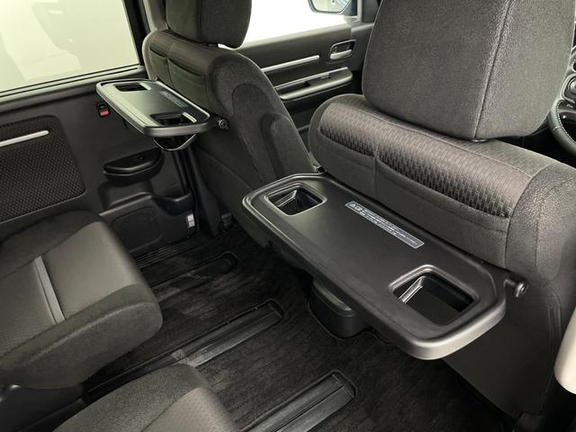 ステップワゴンスパーダ スパーダハイブリッド　Ｇ　ホンダセンシング　フリップダウンモニター　純正ナビ　バックカメラ　前後ドライブレコーダー　ビルトインＥＴＣ　両側パワースライドドア　衝突被害軽減ブレーキ　レーダークルーズコントロール　車線逸脱警報　純正アルミホイール（38枚目）