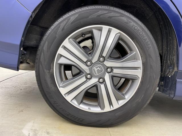 ステップワゴンスパーダ スパーダハイブリッド　Ｇ　ホンダセンシング　フリップダウンモニター　純正ナビ　バックカメラ　前後ドライブレコーダー　ビルトインＥＴＣ　両側パワースライドドア　衝突被害軽減ブレーキ　レーダークルーズコントロール　車線逸脱警報　純正アルミホイール（72枚目）