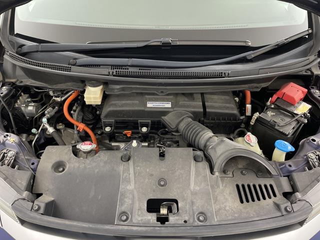 ステップワゴンスパーダ スパーダハイブリッド　Ｇ　ホンダセンシング　フリップダウンモニター　純正ナビ　バックカメラ　前後ドライブレコーダー　ビルトインＥＴＣ　両側パワースライドドア　衝突被害軽減ブレーキ　レーダークルーズコントロール　車線逸脱警報　純正アルミホイール（78枚目）