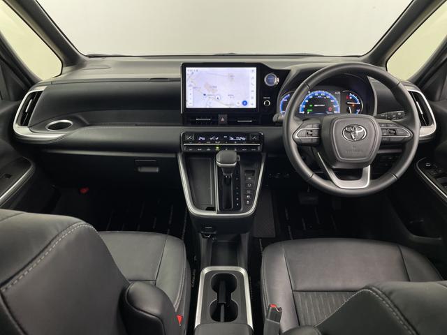 ノア ハイブリッドＳ－Ｚ　ユニバーサルステップ　純正１４型フリップダウンモニター　純正ディスプレイオーディオ　バックカメラ　ドライブレコーダー　ＥＴＣ２．０　アダプティブクルーズコントロール　ＡＣ１００Ｖ　ＣＤ／ＤＶＤキット（7枚目）