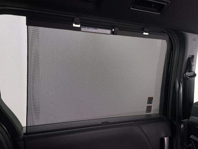 ノア ハイブリッドＳ－Ｚ　ユニバーサルステップ　純正１４型フリップダウンモニター　純正ディスプレイオーディオ　バックカメラ　ドライブレコーダー　ＥＴＣ２．０　アダプティブクルーズコントロール　ＡＣ１００Ｖ　ＣＤ／ＤＶＤキット（21枚目）
