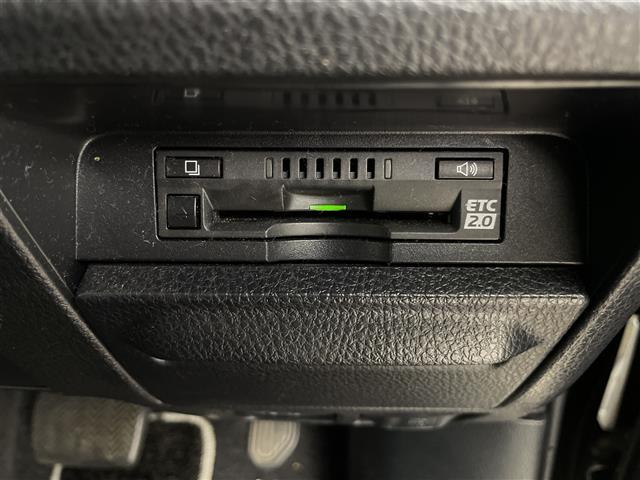 ヴォクシー ＺＳ　煌　モデリスタエアロ　純正ナビ　バックカメラ　ビルトインＥＴＣ２・０　前後ドライブレコーダー　両側パワースライドドア　衝突軽減システム　クルーズコントロール　オートマチックハイビーム　レーンキープアシスト（2枚目）