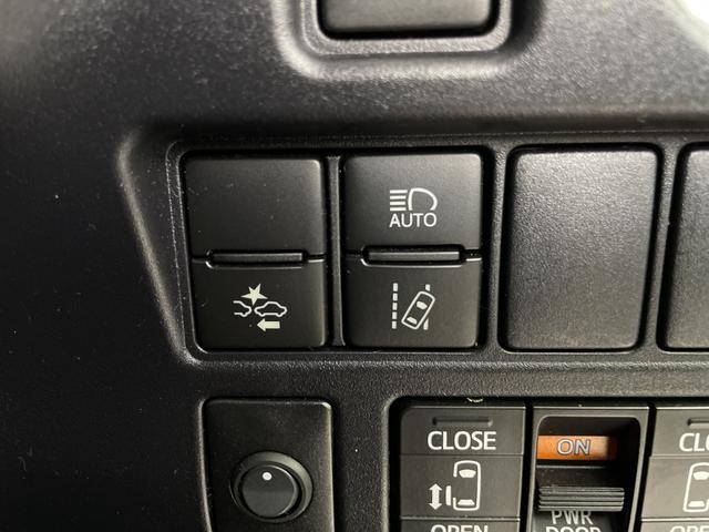 ヴォクシー ＺＳ　煌　モデリスタエアロ　純正ナビ　バックカメラ　ビルトインＥＴＣ２・０　前後ドライブレコーダー　両側パワースライドドア　衝突軽減システム　クルーズコントロール　オートマチックハイビーム　レーンキープアシスト（20枚目）