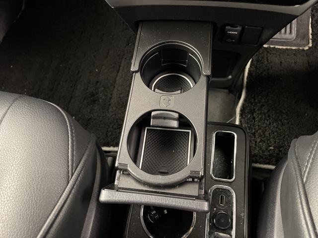 ヴォクシー ＺＳ　煌　モデリスタエアロ　純正ナビ　バックカメラ　ビルトインＥＴＣ２・０　前後ドライブレコーダー　両側パワースライドドア　衝突軽減システム　クルーズコントロール　オートマチックハイビーム　レーンキープアシスト（30枚目）