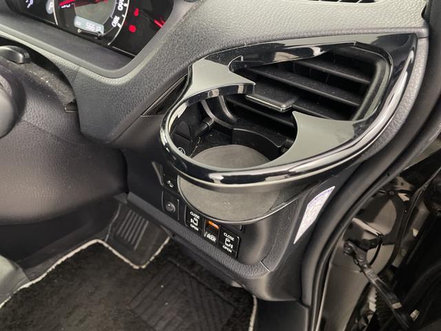 ヴォクシー ＺＳ　煌　モデリスタエアロ　純正ナビ　バックカメラ　ビルトインＥＴＣ２・０　前後ドライブレコーダー　両側パワースライドドア　衝突軽減システム　クルーズコントロール　オートマチックハイビーム　レーンキープアシスト（33枚目）