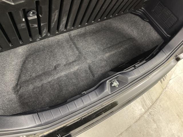 ヴォクシー ＺＳ　煌　モデリスタエアロ　純正ナビ　バックカメラ　ビルトインＥＴＣ２・０　前後ドライブレコーダー　両側パワースライドドア　衝突軽減システム　クルーズコントロール　オートマチックハイビーム　レーンキープアシスト（39枚目）