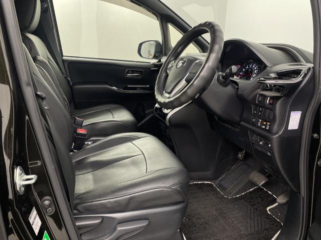 ヴォクシー ＺＳ　煌　モデリスタエアロ　純正ナビ　バックカメラ　ビルトインＥＴＣ２・０　前後ドライブレコーダー　両側パワースライドドア　衝突軽減システム　クルーズコントロール　オートマチックハイビーム　レーンキープアシスト（42枚目）