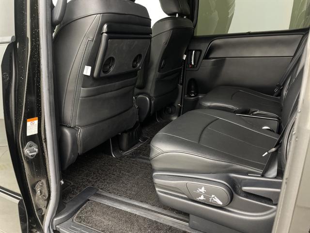 ヴォクシー ＺＳ　煌　モデリスタエアロ　純正ナビ　バックカメラ　ビルトインＥＴＣ２・０　前後ドライブレコーダー　両側パワースライドドア　衝突軽減システム　クルーズコントロール　オートマチックハイビーム　レーンキープアシスト（49枚目）