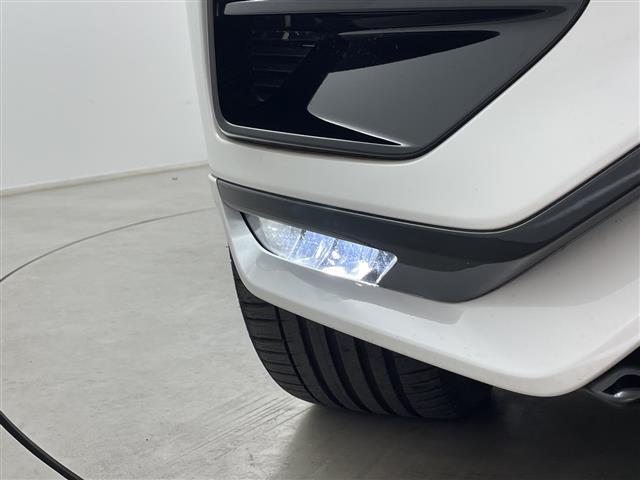 ＸＣ９０ Ｂ６　ＡＷＤ　Ｒデザイン　ハーマンカードンサウンド　純正ナビ　全方位カメラ　ＢＳＭ　自動駐車システム　パワーバックドア　前後ドライブレコーダー　ＥＴＣ　メモリ付きパワーシート　シートヒーター　アダプティブクルーズコントロール（31枚目）