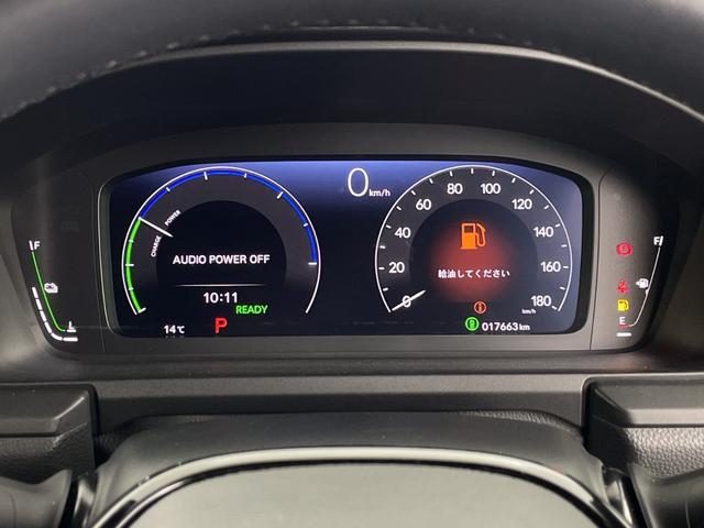 ステップワゴン ｅ：ＨＥＶスパーダ　プレミアムライン　後席モニター　純正ナビ　全方位カメラ　クルーズコントロール　ビルトインＥＴＣ　ＢＳＭ　電動リアゲート　両側パワースライドドア　オットマン　シートヒーター　アダプティブクルーズコントロール　パドルシフト（15枚目）