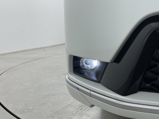 ステップワゴン ｅ：ＨＥＶスパーダ　プレミアムライン　後席モニター　純正ナビ　全方位カメラ　クルーズコントロール　ビルトインＥＴＣ　ＢＳＭ　電動リアゲート　両側パワースライドドア　オットマン　シートヒーター　アダプティブクルーズコントロール　パドルシフト（56枚目）