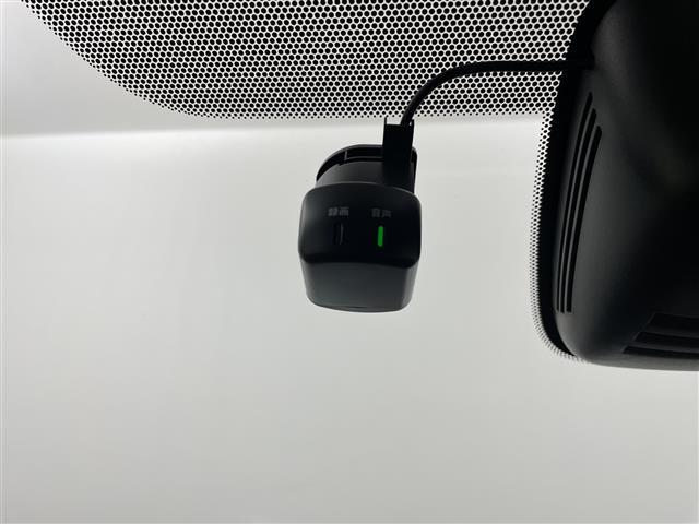 セレナ ハイウェイスターV 純正後席モニター 純正ナビ 全方位カメラ プロパイロット BSM ビルトインETC ドライブレコーダー シートヒーター ステアリングヒーター 両側パワースライドドア デジタルインナーミラー フォグ(5枚目)