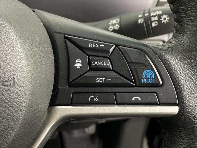 セレナ ハイウェイスターV 純正後席モニター 純正ナビ 全方位カメラ プロパイロット BSM ビルトインETC ドライブレコーダー シートヒーター ステアリングヒーター 両側パワースライドドア デジタルインナーミラー フォグ(11枚目)