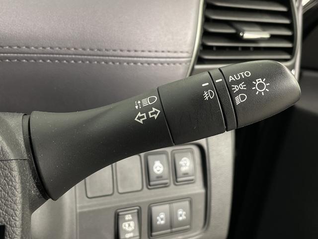 セレナ ハイウェイスターV 純正後席モニター 純正ナビ 全方位カメラ プロパイロット BSM ビルトインETC ドライブレコーダー シートヒーター ステアリングヒーター 両側パワースライドドア デジタルインナーミラー フォグ(13枚目)