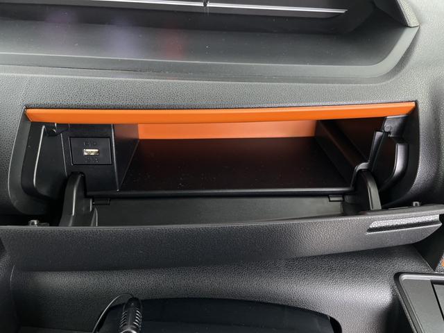 タント ファンクロス　社外ナビ　全方位カメラ　前席シートヒーター　両側パワースライドドア　衝突軽減ブレーキ　コーナーセンサー　電子パーキングシステム　ブレードホールド　ロールサンシェード　フロアマット　純正アルミホイール（28枚目）