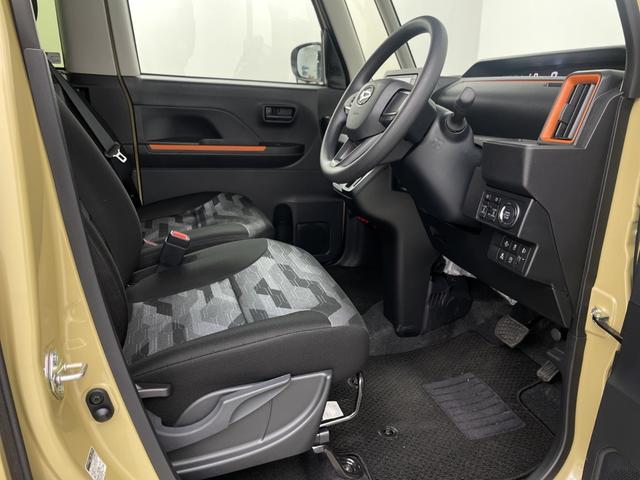 タント ファンクロス　社外ナビ　全方位カメラ　前席シートヒーター　両側パワースライドドア　衝突軽減ブレーキ　コーナーセンサー　電子パーキングシステム　ブレードホールド　ロールサンシェード　フロアマット　純正アルミホイール（38枚目）