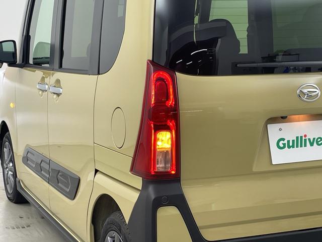 タント ファンクロス　社外ナビ　全方位カメラ　前席シートヒーター　両側パワースライドドア　衝突軽減ブレーキ　コーナーセンサー　電子パーキングシステム　ブレードホールド　ロールサンシェード　フロアマット　純正アルミホイール（53枚目）