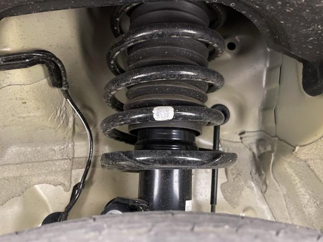 タント ファンクロス　社外ナビ　全方位カメラ　前席シートヒーター　両側パワースライドドア　衝突軽減ブレーキ　コーナーセンサー　電子パーキングシステム　ブレードホールド　ロールサンシェード　フロアマット　純正アルミホイール（78枚目）