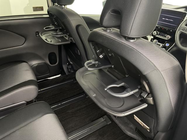 セレナ ｅ－パワー　ハイウェイスターＶ　純正ナビ　全方位カメラ　プロパイロット　ブラインドスポットモニター　両側パワースライドドア　ドライブレコーダー　ＥＴＣ　デジタルインナーミラー　衝突軽減ブレーキ　コーナーセンサー　純正アルミホイール（30枚目）