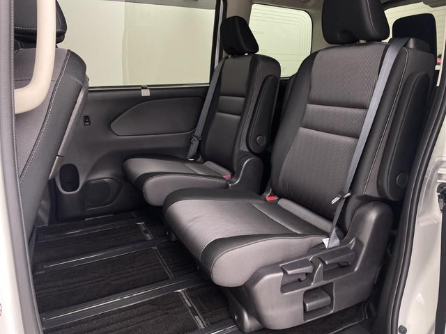 セレナ ｅ－パワー　ハイウェイスターＶ　純正ナビ　全方位カメラ　プロパイロット　ブラインドスポットモニター　両側パワースライドドア　ドライブレコーダー　ＥＴＣ　デジタルインナーミラー　衝突軽減ブレーキ　コーナーセンサー　純正アルミホイール（43枚目）