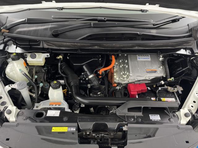 セレナ ｅ－パワー　ハイウェイスターＶ　純正ナビ　全方位カメラ　プロパイロット　ブラインドスポットモニター　両側パワースライドドア　ドライブレコーダー　ＥＴＣ　デジタルインナーミラー　衝突軽減ブレーキ　コーナーセンサー　純正アルミホイール（76枚目）