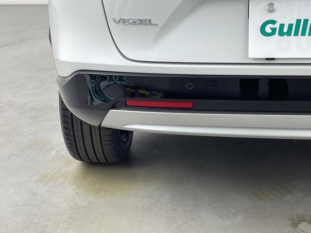 ヴェゼル ｅ：ＨＥＶ　Ｚ　登録済未使用車　純正ナビ　バックカメラ　ビルトインＥＴＣ２．０　ＢＳＭ　ワイヤレス充電器　前席シートヒーター　ステアリングヒーター　電動リアゲート　衝突軽減ブレーキ　アダプティブクルーズコントロール（53枚目）