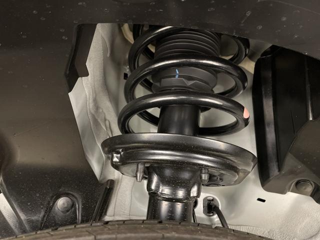 ヴェゼル ｅ：ＨＥＶ　Ｚ　登録済未使用車　純正ナビ　バックカメラ　ビルトインＥＴＣ２．０　ＢＳＭ　ワイヤレス充電器　前席シートヒーター　ステアリングヒーター　電動リアゲート　衝突軽減ブレーキ　アダプティブクルーズコントロール（79枚目）