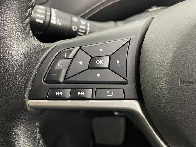 セレナ ハイウェイスター　Ｖセレクション　純正９インチナビ　バックカメラ　前方ドライブレコーダー　ＥＴＣ　クルーズコントロール　車線逸脱警報　衝突軽減ブレーキ　両側パワースライドドア　アイドリングストップ　純正フロアマット　純正ドアバイザー（10枚目）