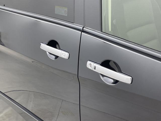 セレナ ハイウェイスター　Ｖセレクション　純正９インチナビ　バックカメラ　前方ドライブレコーダー　ＥＴＣ　クルーズコントロール　車線逸脱警報　衝突軽減ブレーキ　両側パワースライドドア　アイドリングストップ　純正フロアマット　純正ドアバイザー（60枚目）