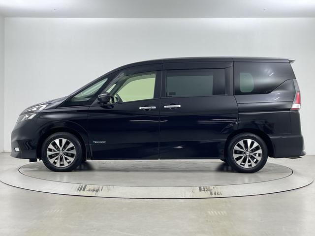 セレナ ハイウェイスター　Ｖセレクション　純正９インチナビ　バックカメラ　前方ドライブレコーダー　ＥＴＣ　クルーズコントロール　車線逸脱警報　衝突軽減ブレーキ　両側パワースライドドア　アイドリングストップ　純正フロアマット　純正ドアバイザー（65枚目）