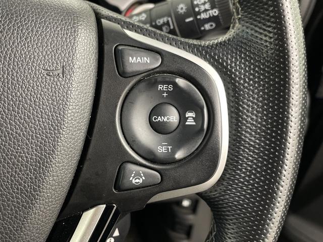 フリード モデューロＸ　ホンダセンシング　純正フリップダウンモニター　純正ナビ　バックカメラ　ビルトインＥＴＣ２．０　前後ドライブレコーダー　両側パワースライドドア　衝突軽減システム　レーダークルーズコントロール　純正１５インチアルミホイール（11枚目）