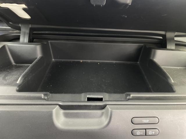 フリード モデューロＸ　ホンダセンシング　純正フリップダウンモニター　純正ナビ　バックカメラ　ビルトインＥＴＣ２．０　前後ドライブレコーダー　両側パワースライドドア　衝突軽減システム　レーダークルーズコントロール　純正１５インチアルミホイール（31枚目）