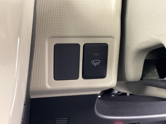 ムーヴキャンバス ＧメイクアップＶＳ　ＳＡＩＩＩ　純正ナビ　全方位カメラ　地デジワンセグ　前方ドライブレコーダー　ＥＴＣ　衝突軽減ブレーキ　オートマチックハイビーム　シートヒーター　両側パワースライドドア　レザー調シートカバー　純正フロアマット（17枚目）