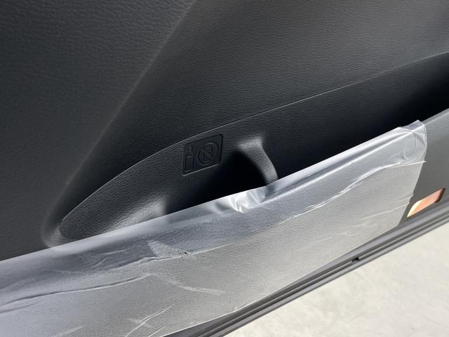 ���ŐV�i�r�i�t���Z�O�E�����Z�O�E�c�u�c�Đ��j�����ē��B�J���b�c�F���A�E�A���p�C���E�C�N���v�X�̃i�r���戵���Ă���o�b�N�J�����i�o�b�N���j�^�[�j��ȃ��j�^�[�i�t���b�v�_�E�����j�^�[�j�̎�t���\�ł��B