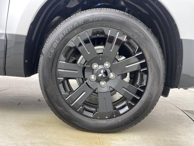 �v���̂������̃N���[�j���O�Ő����Ȃ��N���}�ł��[�Ԃ����Ē����Ă���܂��I