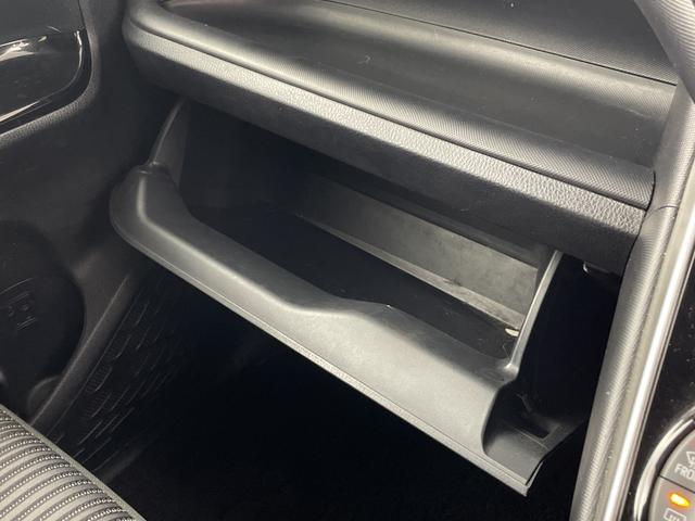 ���ŐV�i�r�i�t���Z�O�E�����Z�O�E�c�u�c�Đ��j�����ē��B�J���b�c�F���A�E�A���p�C���E�C�N���v�X�̃i�r���戵���Ă���o�b�N�J�����i�o�b�N���j�^�[�j��ȃ��j�^�[�i�t���b�v�_�E�����j�^�[�j�̎�t���\�ł��B