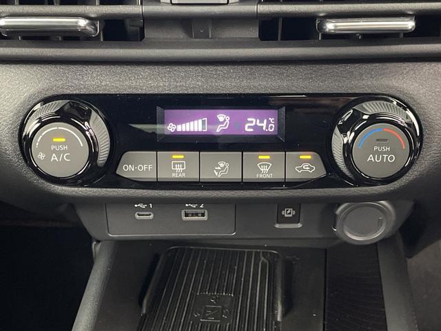 ���ŐV�i�r�i�t���Z�O�E�����Z�O�E�c�u�c�Đ��j�����ē��B�J���b�c�F���A�E�A���p�C���E�C�N���v�X�̃i�r���戵���Ă���o�b�N�J�����i�o�b�N���j�^�[�j��ȃ��j�^�[�i�t���b�v�_�E�����j�^�[�j�̎�t���\�ł��B