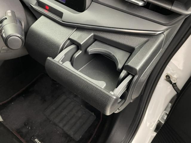 ���ŐV�i�r�i�t���Z�O�E�����Z�O�E�c�u�c�Đ��j�����ē��B�J���b�c�F���A�E�A���p�C���E�C�N���v�X�̃i�r���戵���Ă���o�b�N�J�����i�o�b�N���j�^�[�j��ȃ��j�^�[�i�t���b�v�_�E�����j�^�[�j�̎�t���\�ł��B