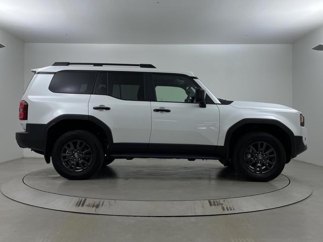 ランドクルーザー２５０ ＶＸ　サンルーフ　純正ディスプレイオーディオ　全方位カメラ　ブラインドスポットモニター　ビルトインＥＴＣ２．０　アダプティブクルーズコントロール　パワーバックドア　シートヒーター　ステアリングヒーター（66枚目）