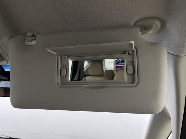 ���ŐV�i�r�i�t���Z�O�E�����Z�O�E�c�u�c�Đ��j�����ē��B�J���b�c�F���A�E�A���p�C���E�C�N���v�X�̃i�r���戵���Ă���o�b�N�J�����i�o�b�N���j�^�[�j��ȃ��j�^�[�i�t���b�v�_�E�����j�^�[�j�̎�t���\�ł��B