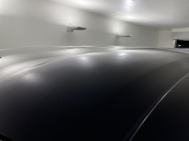 �w�b�h���C�g��p�K���X�R�[�e�B���O�w�w�b�h���C�g�R�[�g�x�̓K���X�햌�ŉ��΂݂Ȃǂ̕\�ʗ򉻂̗\�h�┭�~���ʂŉ���̕t����}��������ʂ����҂ł��܂��B