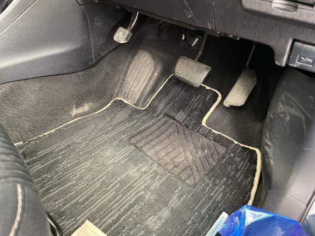 ���ŐV�i�r�i�t���Z�O�E�����Z�O�E�c�u�c�Đ��j�����ē��B�J���b�c�F���A�E�A���p�C���E�C�N���v�X�̃i�r���戵���Ă���o�b�N�J�����i�o�b�N���j�^�[�j��ȃ��j�^�[�i�t���b�v�_�E�����j�^�[�j�̎�t���\�ł��B