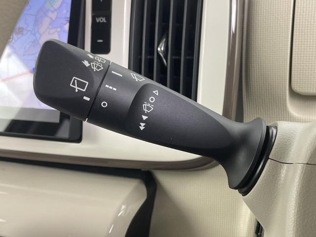 ムーヴキャンバス Gメイクアップ SAIII 純正8インチナビ バックカメラ 地デジフルセグ ETC 両側パワースライドドア 衝突軽減ブレーキ オートマチックハイビーム アイドリングストップ 純正フロアマット 純正ドアバイザー プッシュスタート(11枚目)