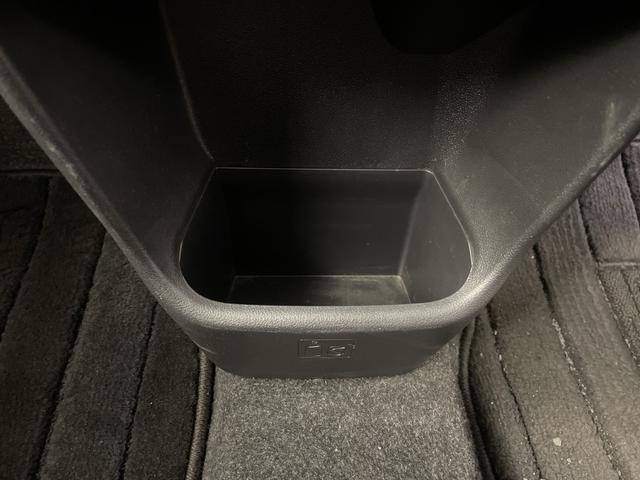 ムーヴキャンバス Gメイクアップ SAIII 純正8インチナビ バックカメラ 地デジフルセグ ETC 両側パワースライドドア 衝突軽減ブレーキ オートマチックハイビーム アイドリングストップ 純正フロアマット 純正ドアバイザー プッシュスタート(24枚目)