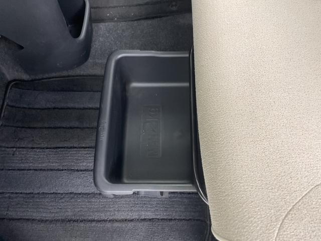 ムーヴキャンバス Gメイクアップ SAIII 純正8インチナビ バックカメラ 地デジフルセグ ETC 両側パワースライドドア 衝突軽減ブレーキ オートマチックハイビーム アイドリングストップ 純正フロアマット 純正ドアバイザー プッシュスタート(29枚目)