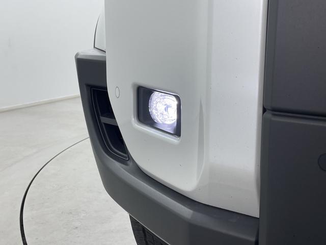 ���w�b�h���C�g�E�z�C�[���E�t�����g�K���X�ȂǐF�X�ȕ����̃R�[�e�B���O�����p�ӂ��Ă���܂��I