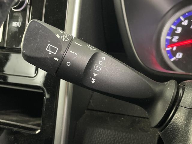 ルーミー カスタムＧ　Ｓ　純正メモリナビ　バックカメラ　ＥＴＣ　両側パワースライドドア　クルーズコントロール　衝突軽減ブレーキ　純正アルミホイール　フロアマット　ＬＥＤヘッドライト　フォグランプ　プッシュスタート　スマートキー（12枚目）