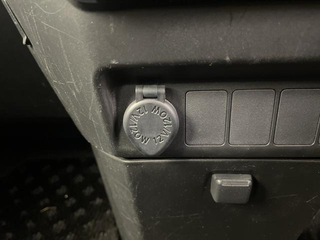 ルーミー カスタムＧ　Ｓ　純正メモリナビ　バックカメラ　ＥＴＣ　両側パワースライドドア　クルーズコントロール　衝突軽減ブレーキ　純正アルミホイール　フロアマット　ＬＥＤヘッドライト　フォグランプ　プッシュスタート　スマートキー（25枚目）